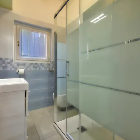 Prázdninový dům 2 Pools, 1 Tennis Court Lierna